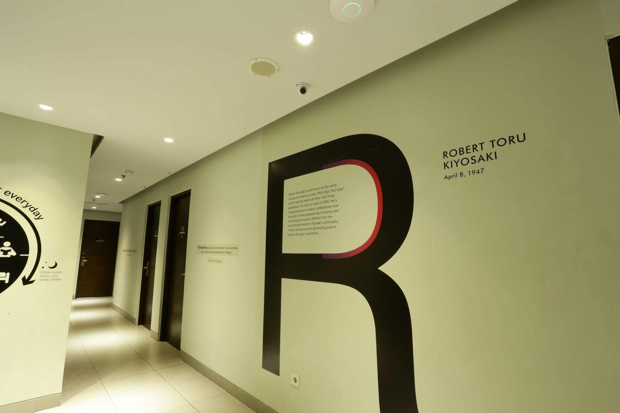 Cleo Hotel Tunjungan Surabaya Dış mekan fotoğraf